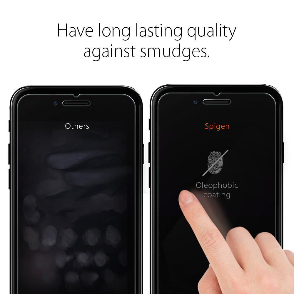 Spigen® GLAS.tR™ HD 042GL20607 iPhone 8 / 7 Premium Tempered Glass Screen Protector