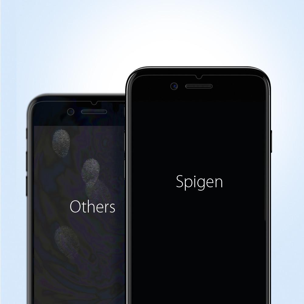 Spigen® (x3Pack) Crystal™ 042FL20421 iPhone 8 / 7 Premium Screen Protector