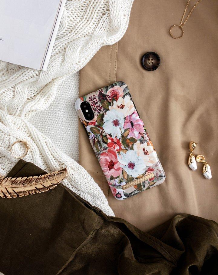 iDeal Of Sweden IDFCAW19-I1961-151 iPhone 11 / XR Case – Sweet Blossom