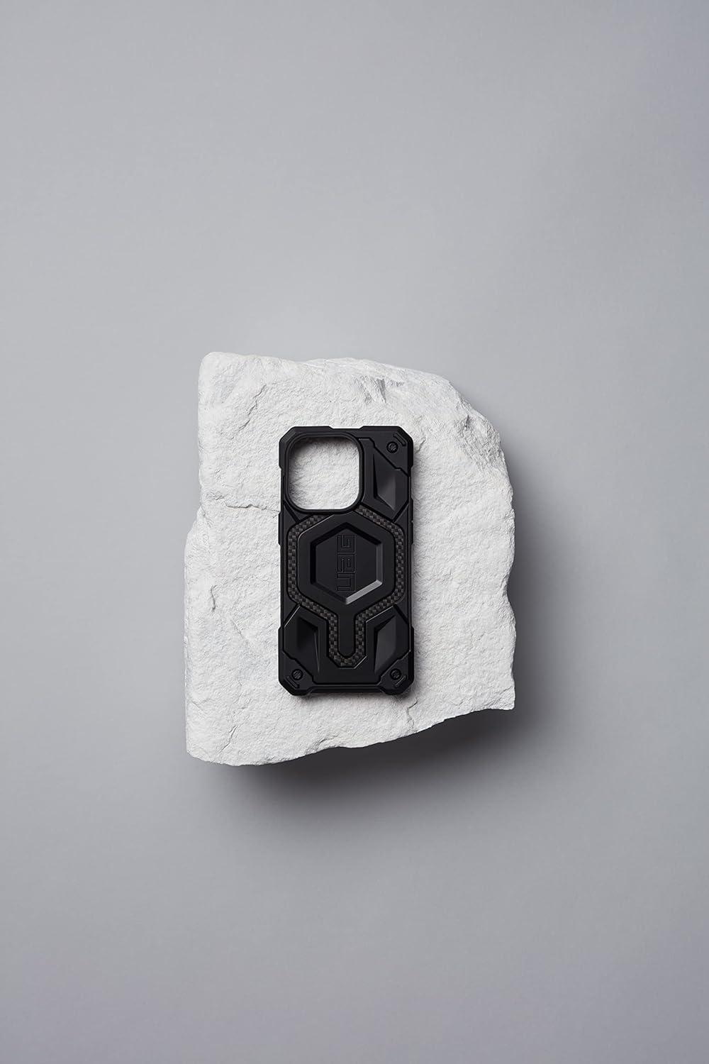 UAG | Urban Armor Gear Monarch Pro MagSafe 114031114242 iPhone 14 Pro Max Case – Carbon Fiber